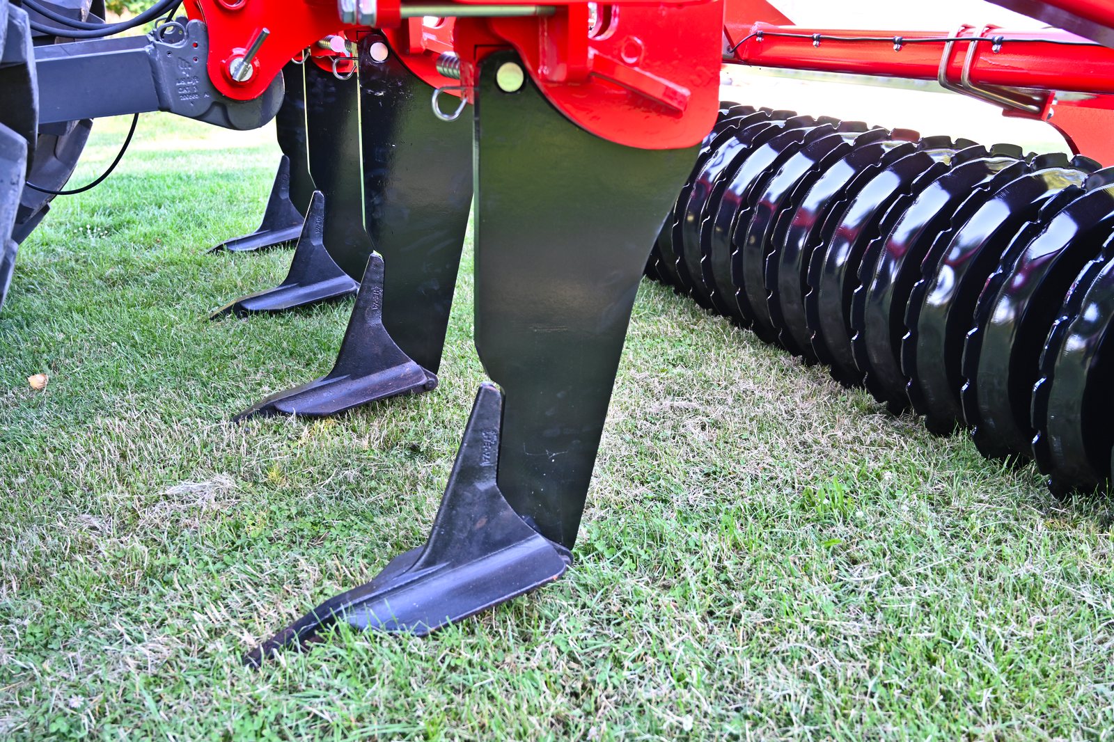 HE-VA Sub Tiller - robuster Tiefenlockerer HE-VA Sub Tiller - robuster Tiefenlockerer