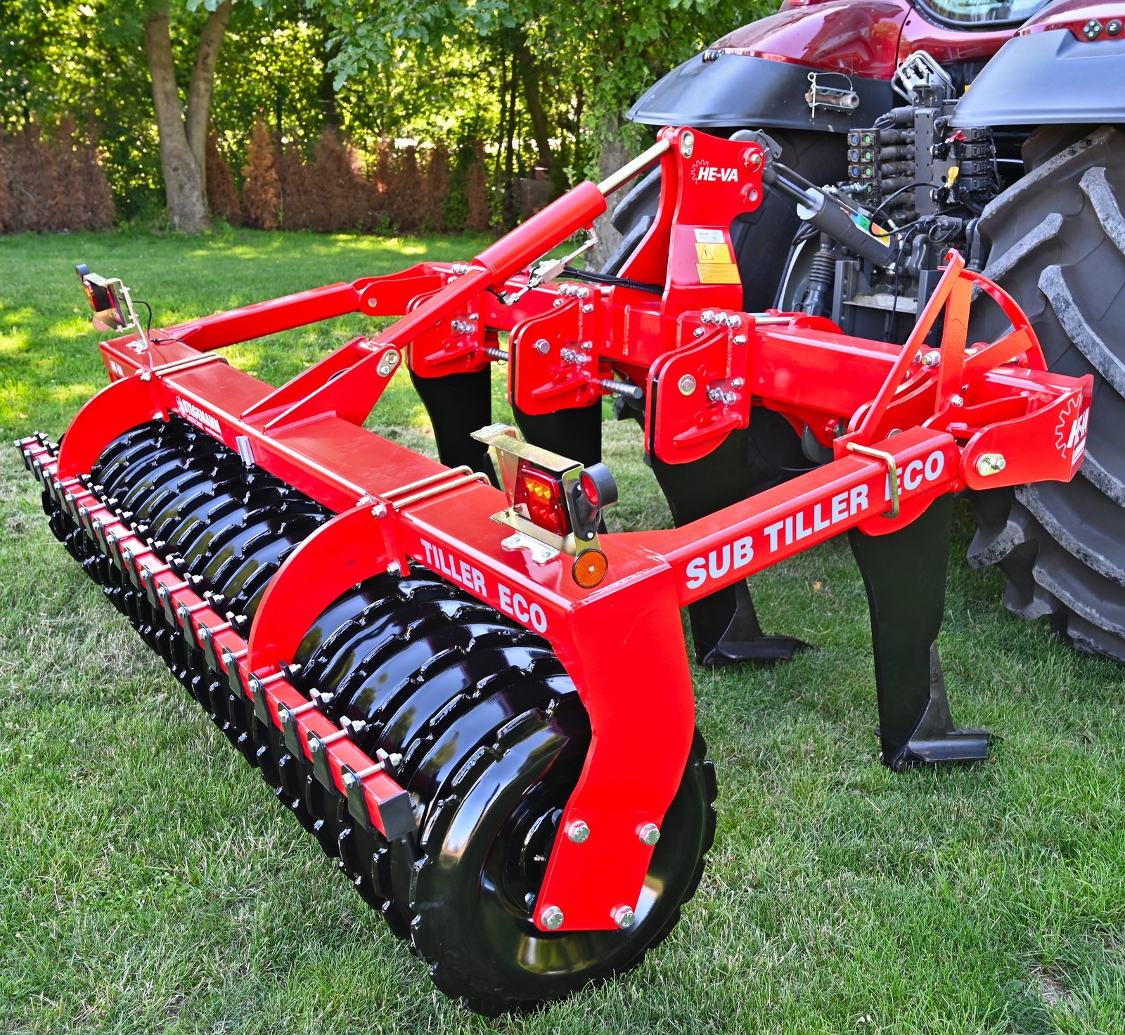 HE-VA Sub Tiller - robuster Tiefenlockerer HE-VA Sub Tiller - robuster Tiefenlockerer