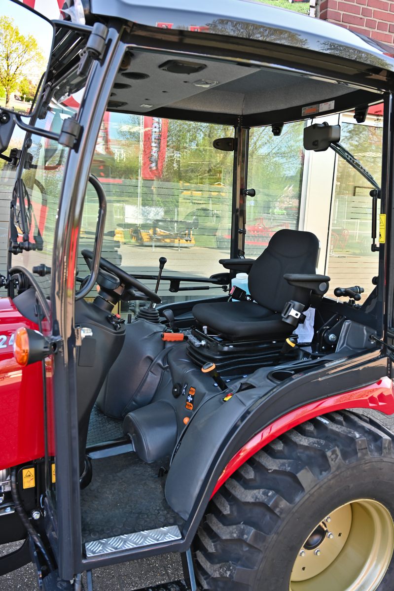 Kommunaltraktor Yanmar SA424V-Q Kommunaltraktor Yanmar SA424V-Q
